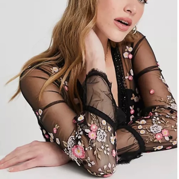 French Connection Eve midi dress with embroidery and mesh detailing in black - Picture 3 of 11